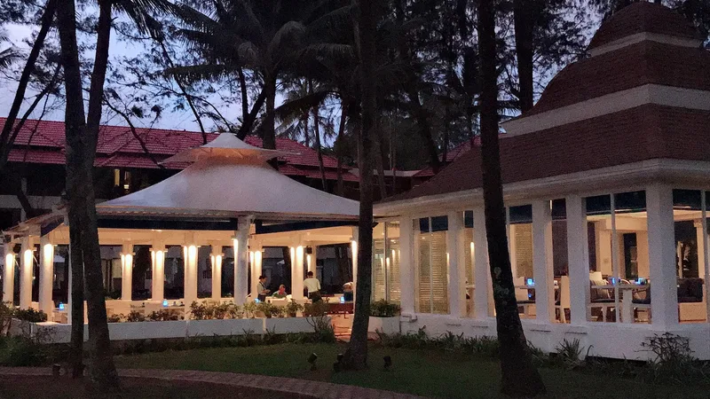 งานออกแบบแสงสว่าง Dusit Thani Laguna Phuket โดย CKS Light Plus