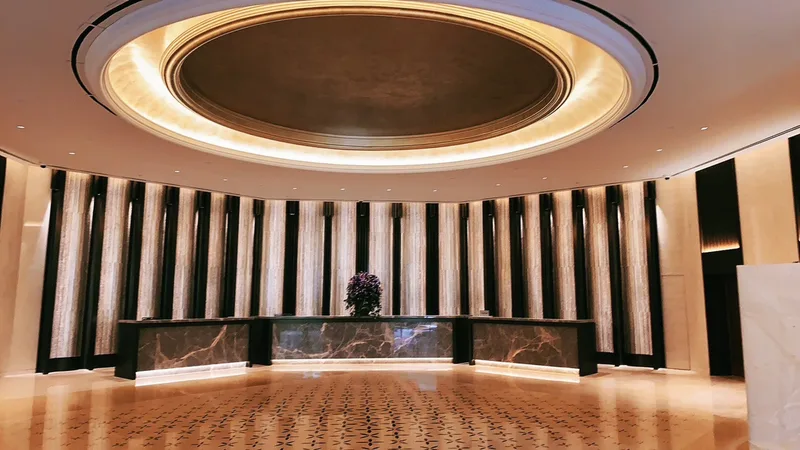งานออกแบบแสงสว่าง Landmark Bangkok Hotel โดย CKS Light Plus